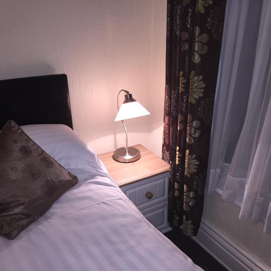 The Beechcliffe Hotel - Over 35'S Only Blackpool Bilik gambar