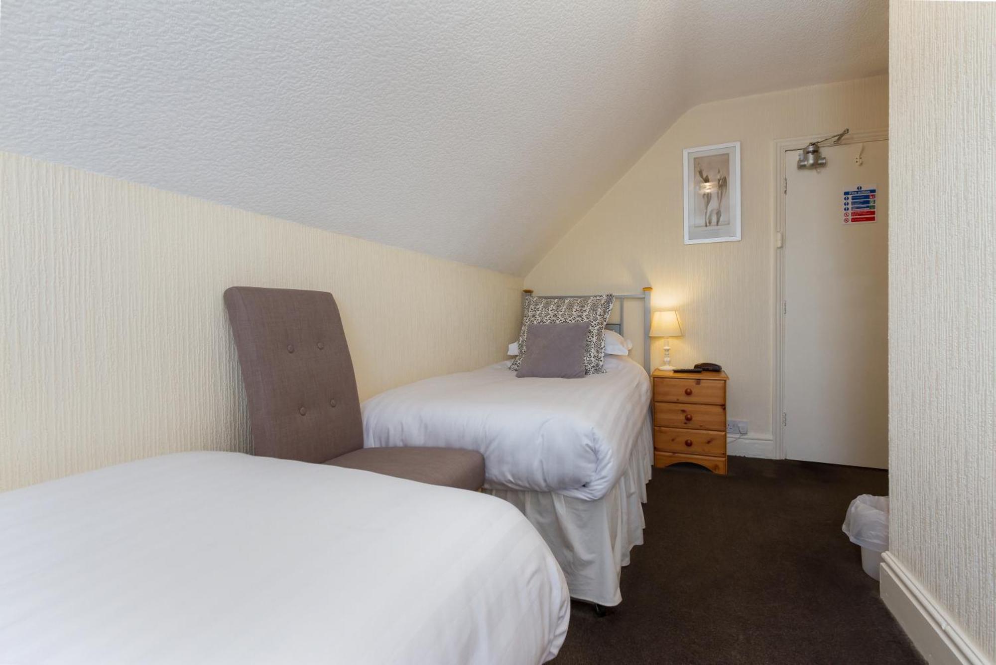 The Beechcliffe Hotel - Over 35'S Only Blackpool Bilik gambar